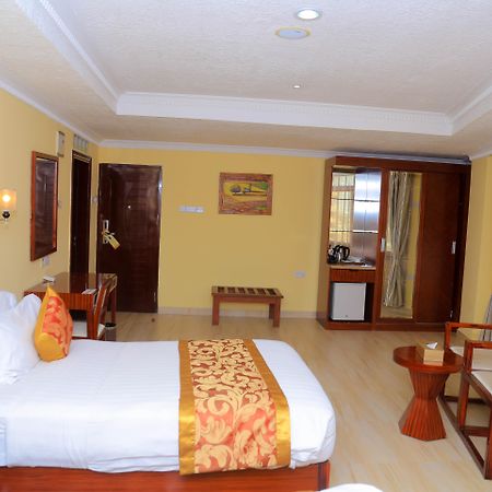 Tiffany Diamond Hotels Ltd - Indira Gandhi Street Dar es Salaam Exterior photo