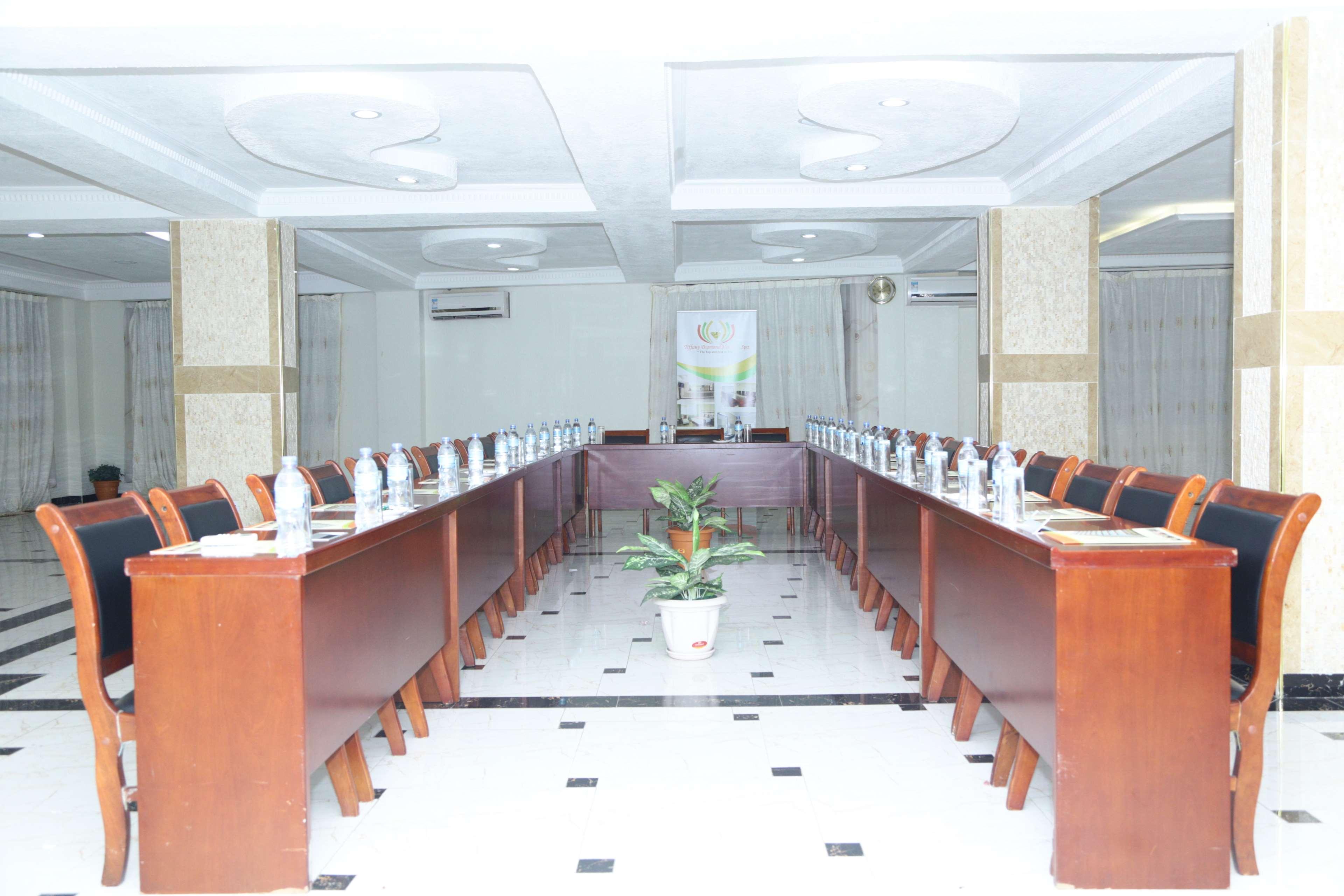 Tiffany Diamond Hotels Ltd - Indira Gandhi Street Dar es Salaam Exterior photo