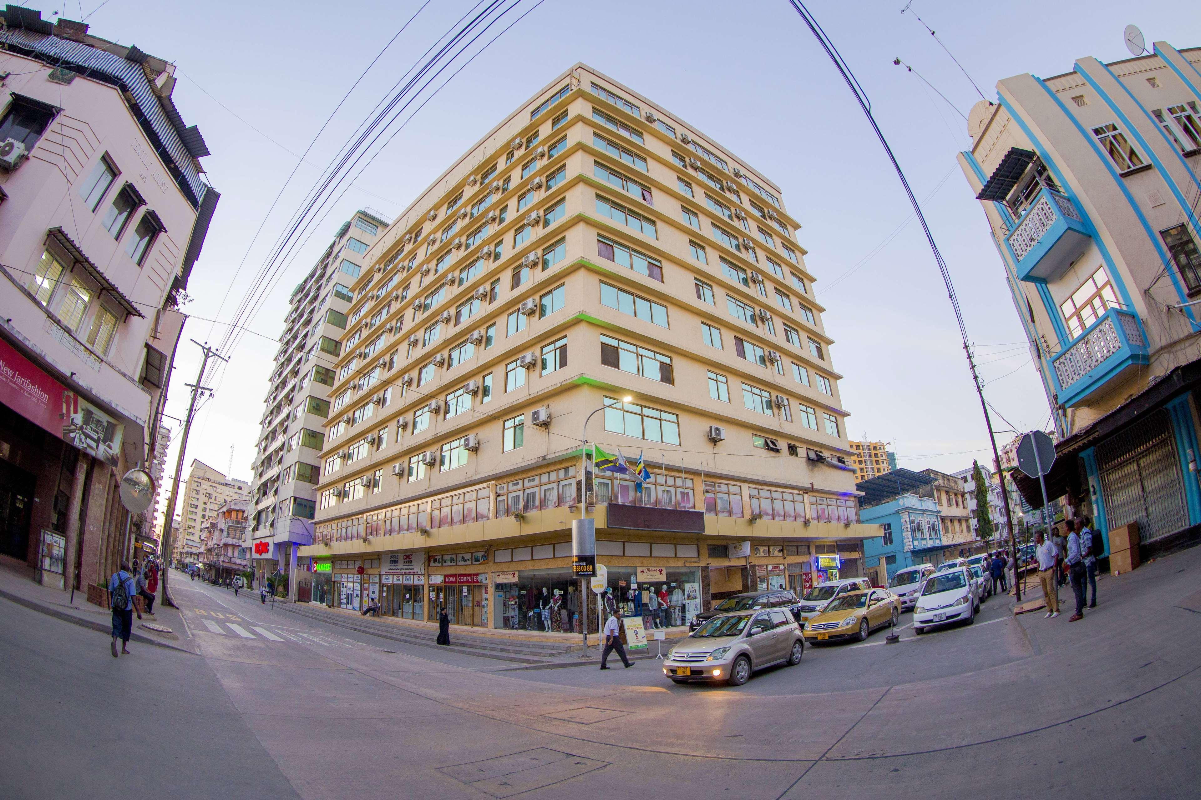 Tiffany Diamond Hotels Ltd - Indira Gandhi Street Dar es Salaam Exterior photo
