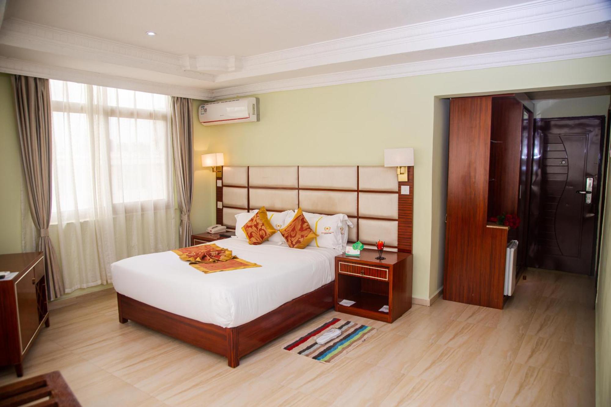 Tiffany Diamond Hotels Ltd - Indira Gandhi Street Dar es Salaam Exterior photo